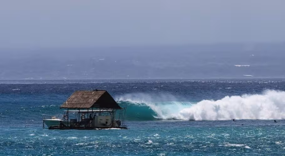 Lacerations Surf Break Lacerations Surf Break in Lembongan Lacerations Surf Break Lacerations Surf Break in Lembongan